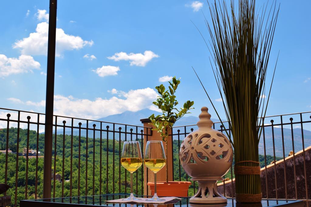 Cento Tari' Guest House Castiglione De Sicilia Exterior foto